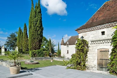 Autentico castello vicino ad Agen con sauna