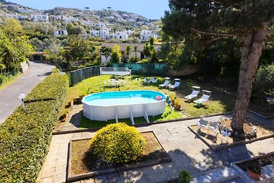 Villa a Sorrento con Piscina e Spiaggia