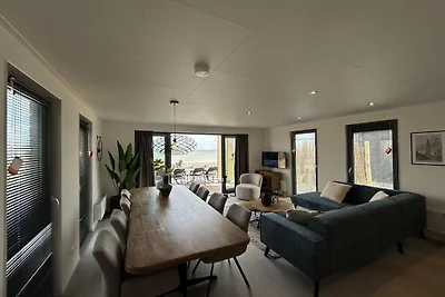 Strandvilla aan het IJsselmeer