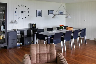 9 Personen Ferienhaus in Lyngseidet