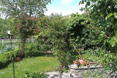 Appartamento con terrazzo e giardino
