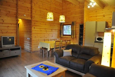 Chalet moderno con stufa situato nella...