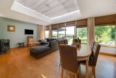 Casa rurale a Mohiville con terrazza