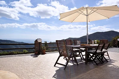 Geräumige Villa in Arenas mit Meerblick