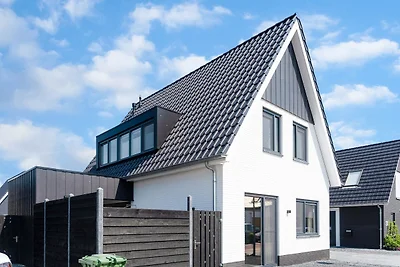 Neues Ferienhaus in Stavoren mit eigenem Steg...