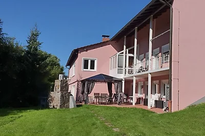 Ferienhaus in Grafenau mit Schwimmbecken