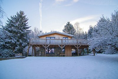 Chalet elegante con ampio giardino