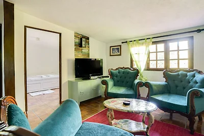 Accogliente Cottage a Penafiel con Piscina