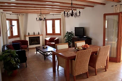 Villa mit privatem Pool und Ausblick