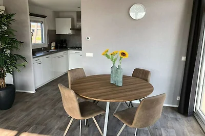 Chalet mit Geschirrspüler im grünen Kempen