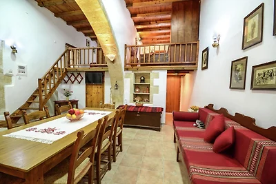Schönes Ferienhaus in Kalamitsi Alexandrou