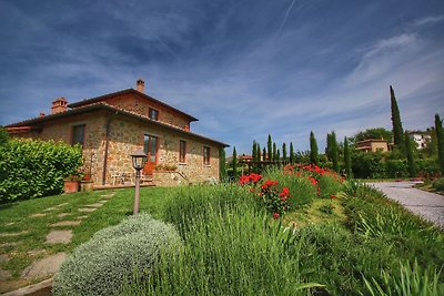 Idyllisches Cottage mit Pool in Lucignano