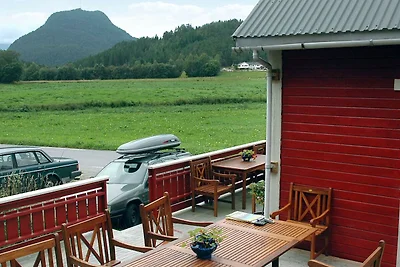 8 persone case ad isfjorden-By Traum
