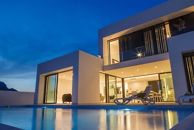 Villa in Calpe mit Pool am Strand