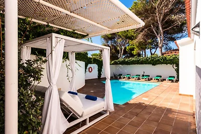 Ferienhaus in Cala'n Bosch mit Pool