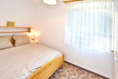 Gemütliches Ferienhaus mit schönem Garten, Wi...