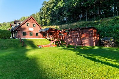 Villa a Rudnik con vasca idromassaggio...