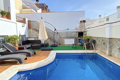 Villa in Spagna con piscina vicino spiaggia