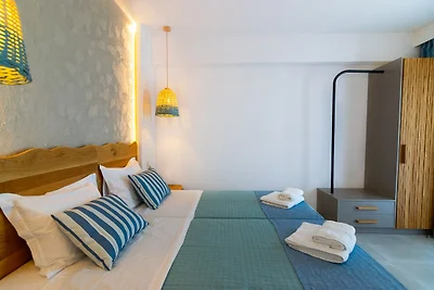 Villa am Meer in Agios Palvos mit Pool