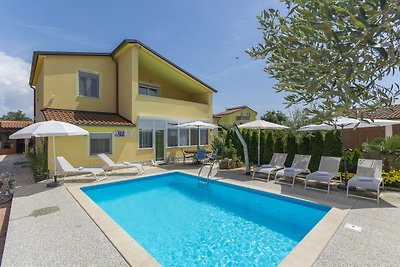Moderne Wohnung mit Gemeinschaftspool für 3 P...