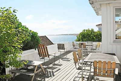 6 Personen Ferienhaus in HÄLLEVIKSSTRAND-By...
