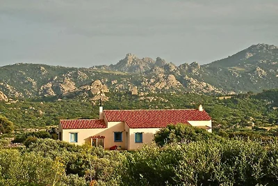Villa in Olbia mit Schwimmbecken