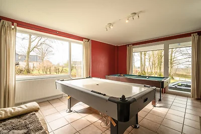 Luxus-Ferienhaus mit Sauna in der Nähe des Wa...
