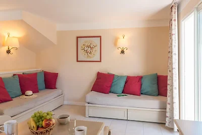 Casa nell'Ardèche con spaziosa terrazza per 8...