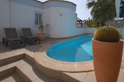 Villa in La Pared mit Schwimmbecken