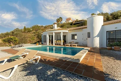 Villa in Arenas mit Meerblick und Pool