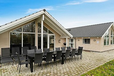 12 Personen Ferienhaus in Hasselberg