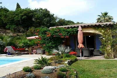 Ferienhaus in Cogolin mit Schwimmbecken