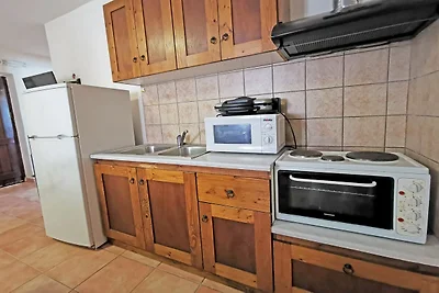 Appartamento a Pirgos con camino