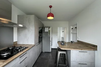Elegantes Refugium mit Garten und Garage