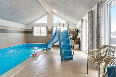 Luxuriöses Ferienhaus mit Swimmingpool in...