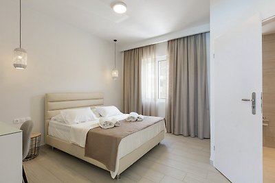 2-bedroom villa in good location