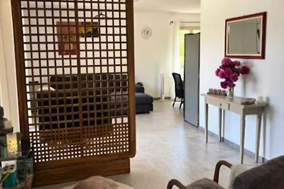 Haus in Lacoste mit Blick auf Luberon