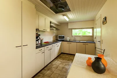 Geräumige Villa mit eigenem Garten