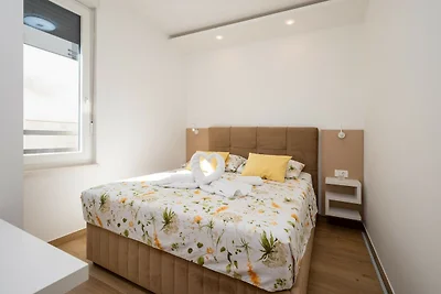 Appartamento Trogir con terrazza