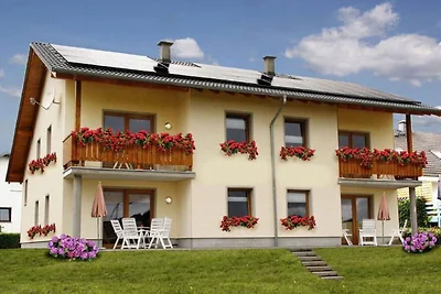 Appartamento a Mצrz con giardino