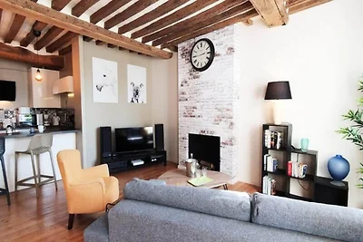 Place St Sauveur in piedi e comfort