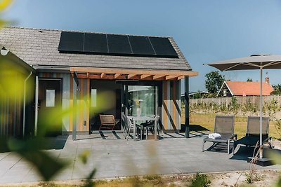 Moderne Lodge mit IR-Sauna, 500m vom Strand