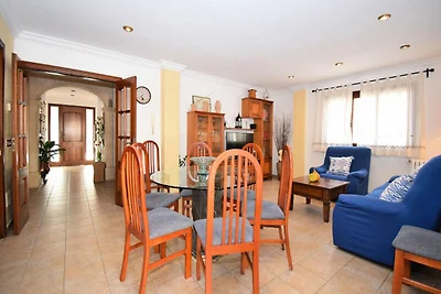 Villa in Muro mit Pool und Terrasse