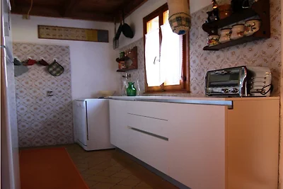 Accogliente Villa con 
Giardino Privato a Ber...