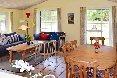 Gemütliches Ferienhaus in Ulfborg mit Sauna