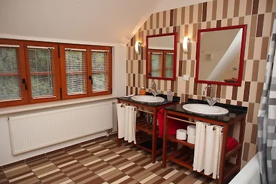 - Het Fox Den Appartement II