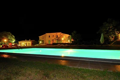 Splendida casa colonica con piscina a Sorano
