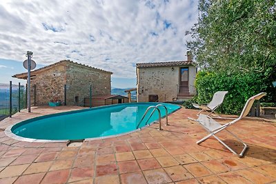 Rustic Holiday Home in Corciano with Swimming...