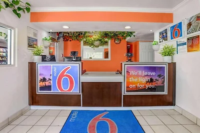 MS6 King City | 1 Queensize-Bett | NS...