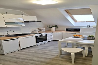 Appartement met zwembad en tuin in Stepniczka